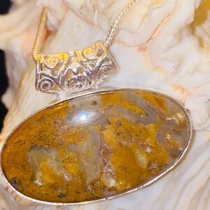 Exotic Sunstone Marquis Handcrafted Pendant Necklace